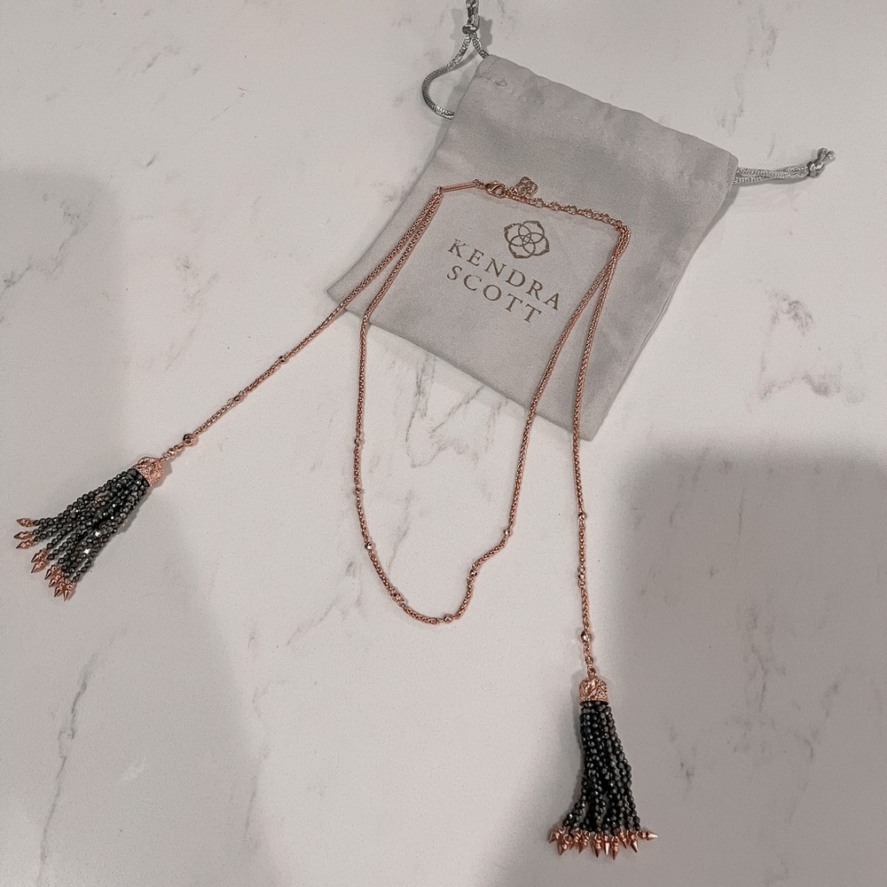 Kendra Scott Necklace